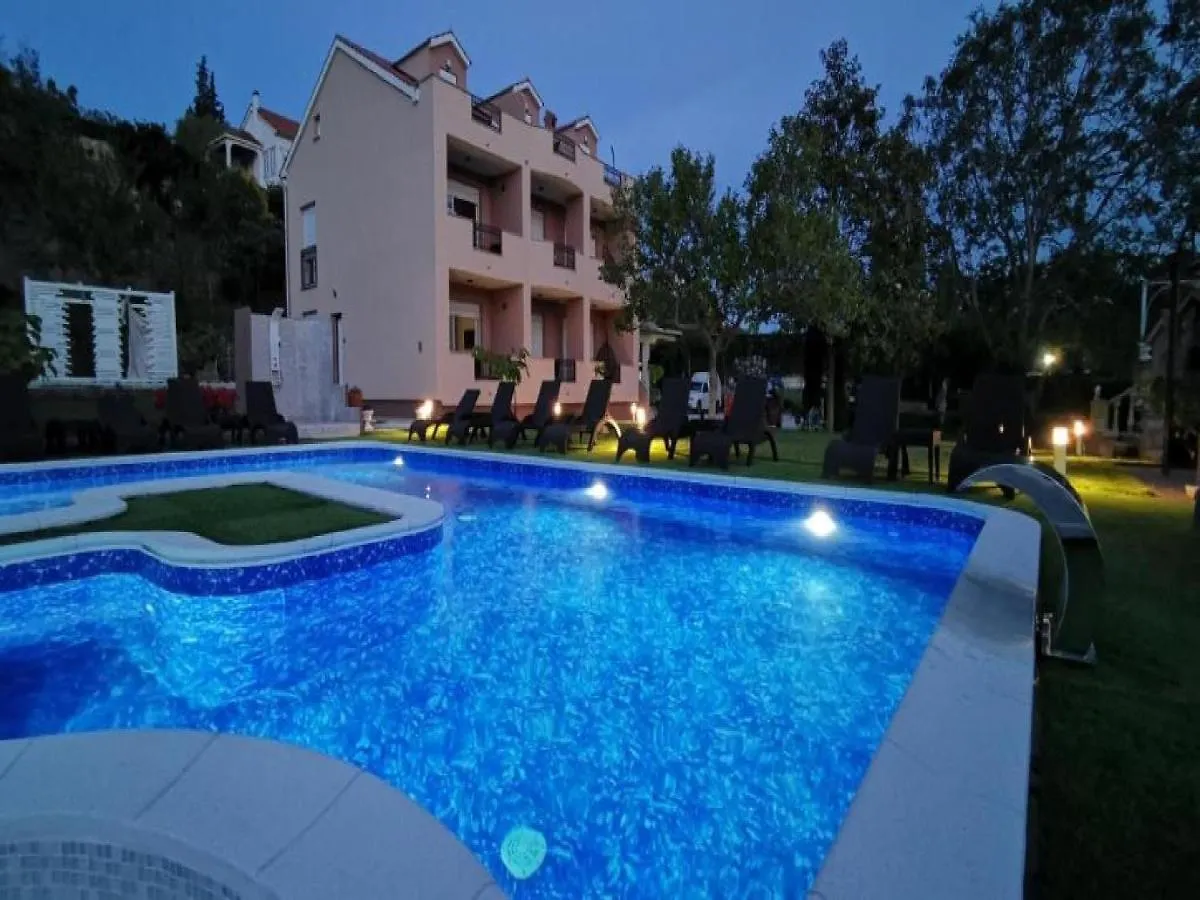 Apartments Villa Subic Kampor Croatia